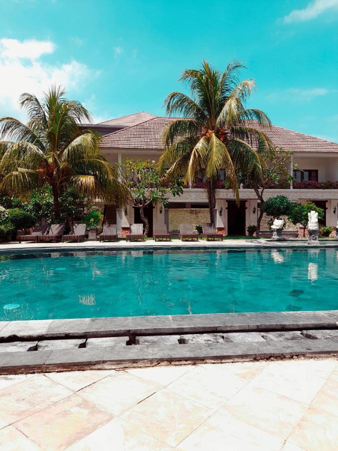 Puri Saron Senggigi Hotel Exterior photo