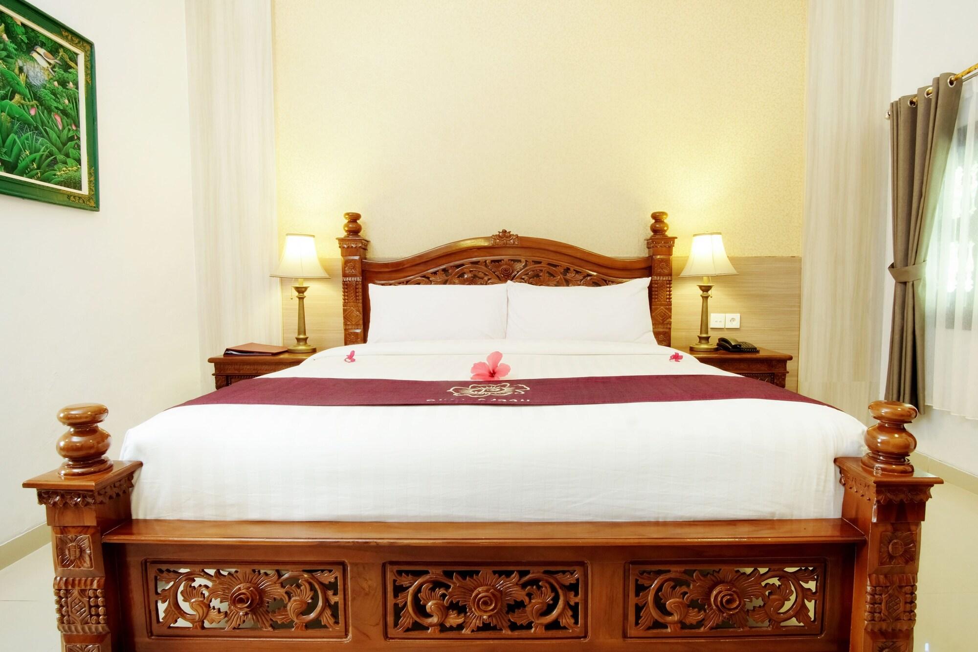 Puri Saron Senggigi Hotel Exterior photo