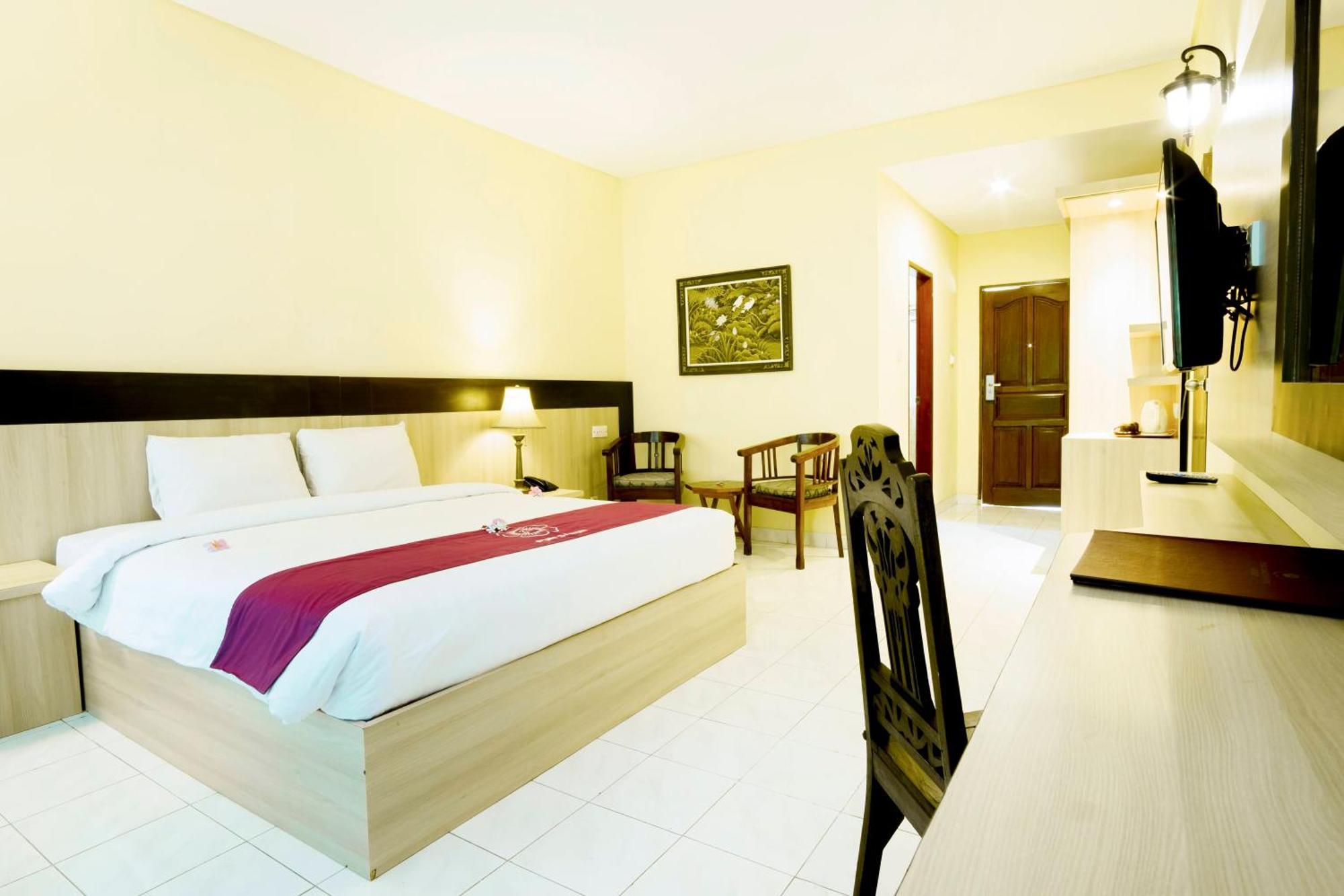 Puri Saron Senggigi Hotel Exterior photo