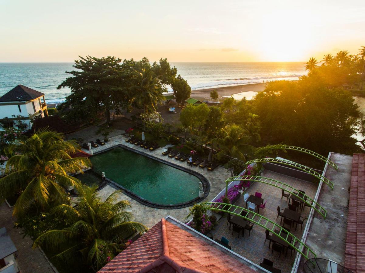Puri Saron Senggigi Hotel Exterior photo
